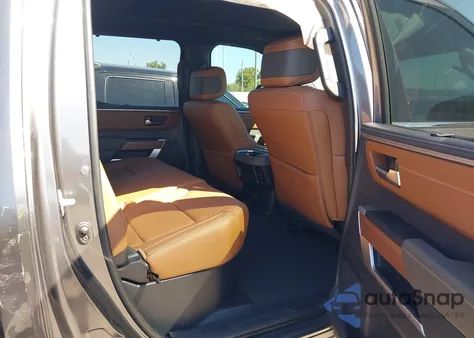 2023 Toyota Tundra 1794 Edition из США, поврежденный, VIN 5TFMA5DB2PX114607